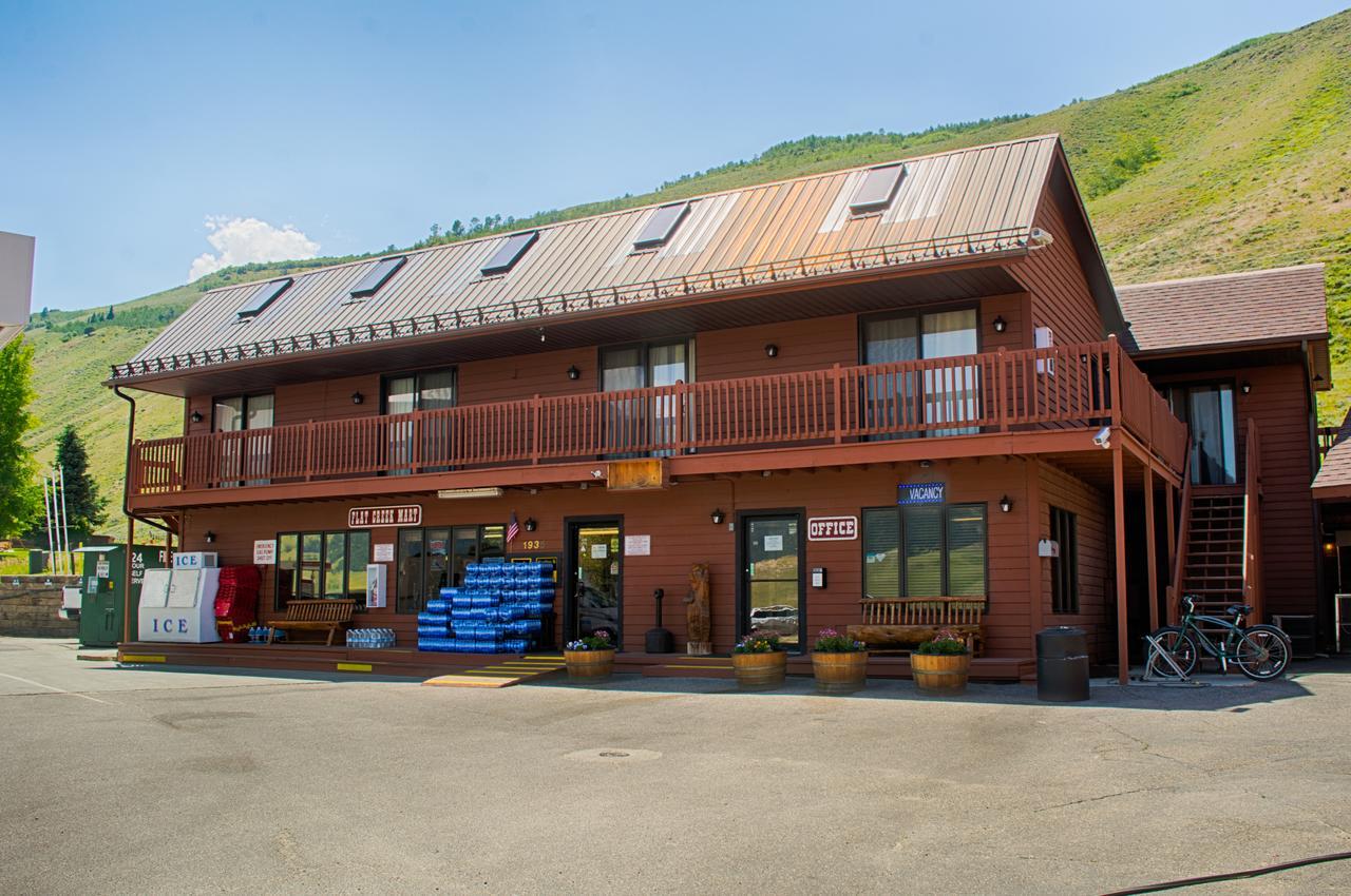 ג'קסון Flat Creek Inn מראה חיצוני תמונה