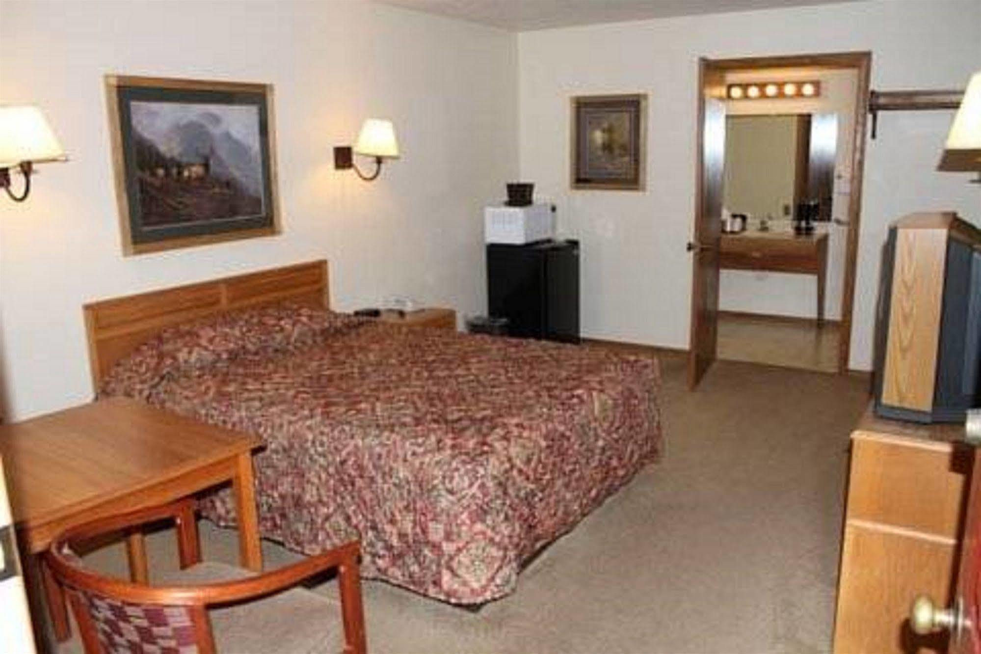 ג'קסון Flat Creek Inn מראה חיצוני תמונה